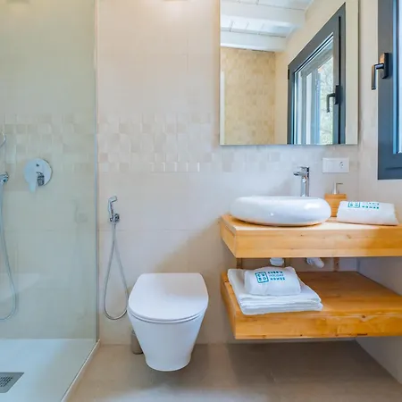 Cubo's Casa Pineda Málaga