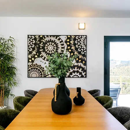 Cubo's Casa Pineda Tatil Evi *